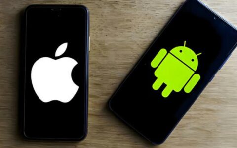 iOS vs Android巅峰对决：生态整合VS设备多样性，谁将问鼎智能手机市场之巅？