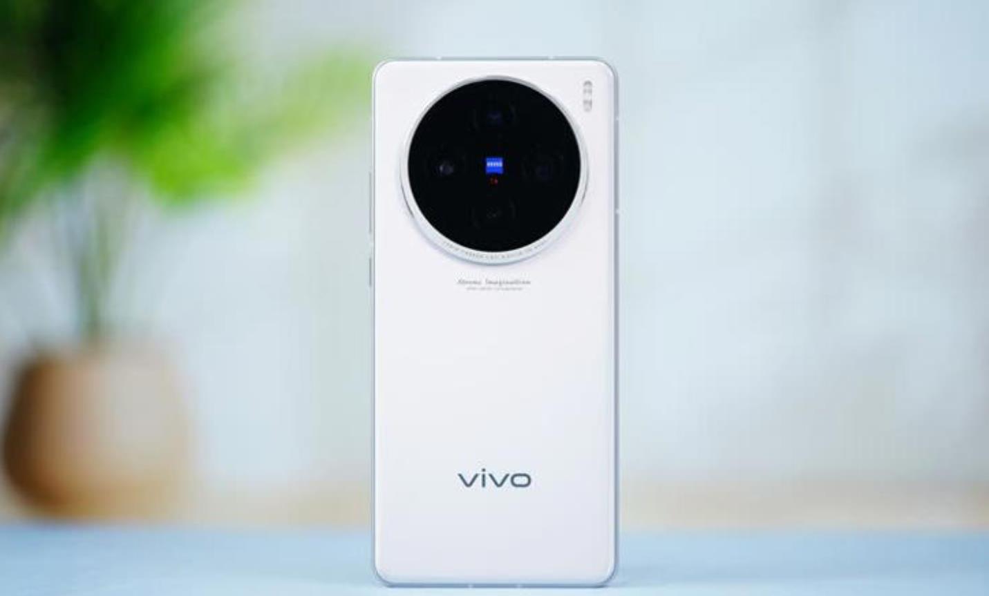 vivo X100s評測：纖薄機身內(nèi)的性能與影像新標桿