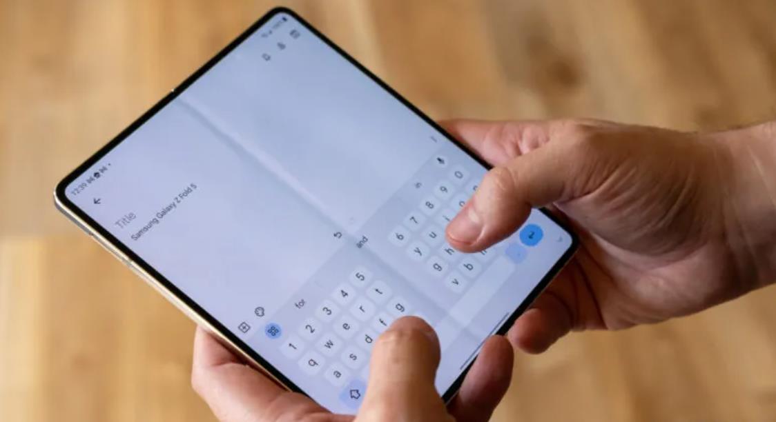 三星Galaxy Z Fold 6最新傳聞：折痕問(wèn)題或有新突破