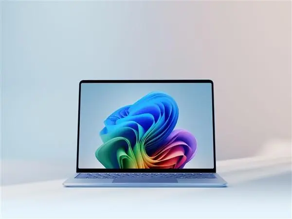 微软“史上最强”Surface Laptop：性能飙升，叫板MacBook Air