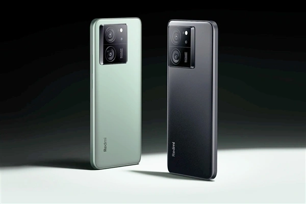 Redmi K70至尊版外觀設(shè)計曝光：1.5K護眼直屏+方形后攝Deco