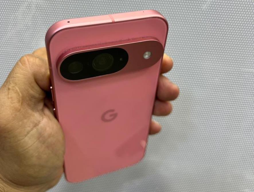 谷歌Pixel 9粉色版真机曝光，将于8月14日发布