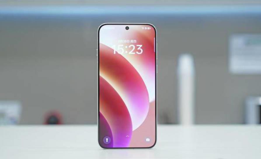 OPPO Find X8正面照曝光，直屏設計直逼iPhone美學