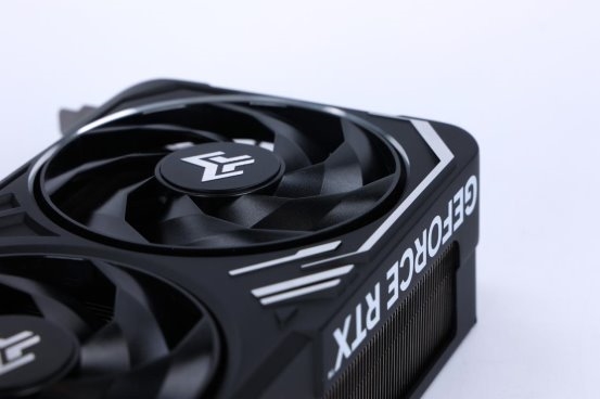 支持DLSS4，從“新”出發(fā)|影馳GeForce RTX5080金屬大師OC系列測評