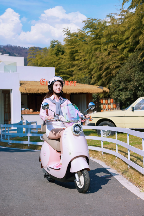 做自己的女明星，綠源 LOOPY 聯(lián)名騎行搭子給你無限力量