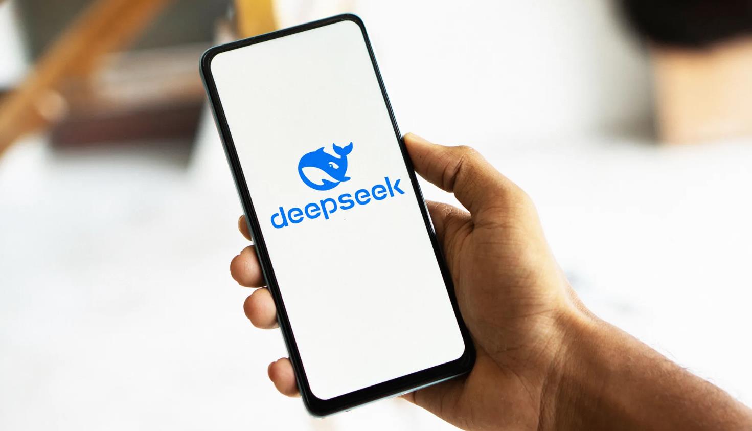 消息稱歐洲三大銀行搶測(cè)中國(guó)AI模型DeepSeek