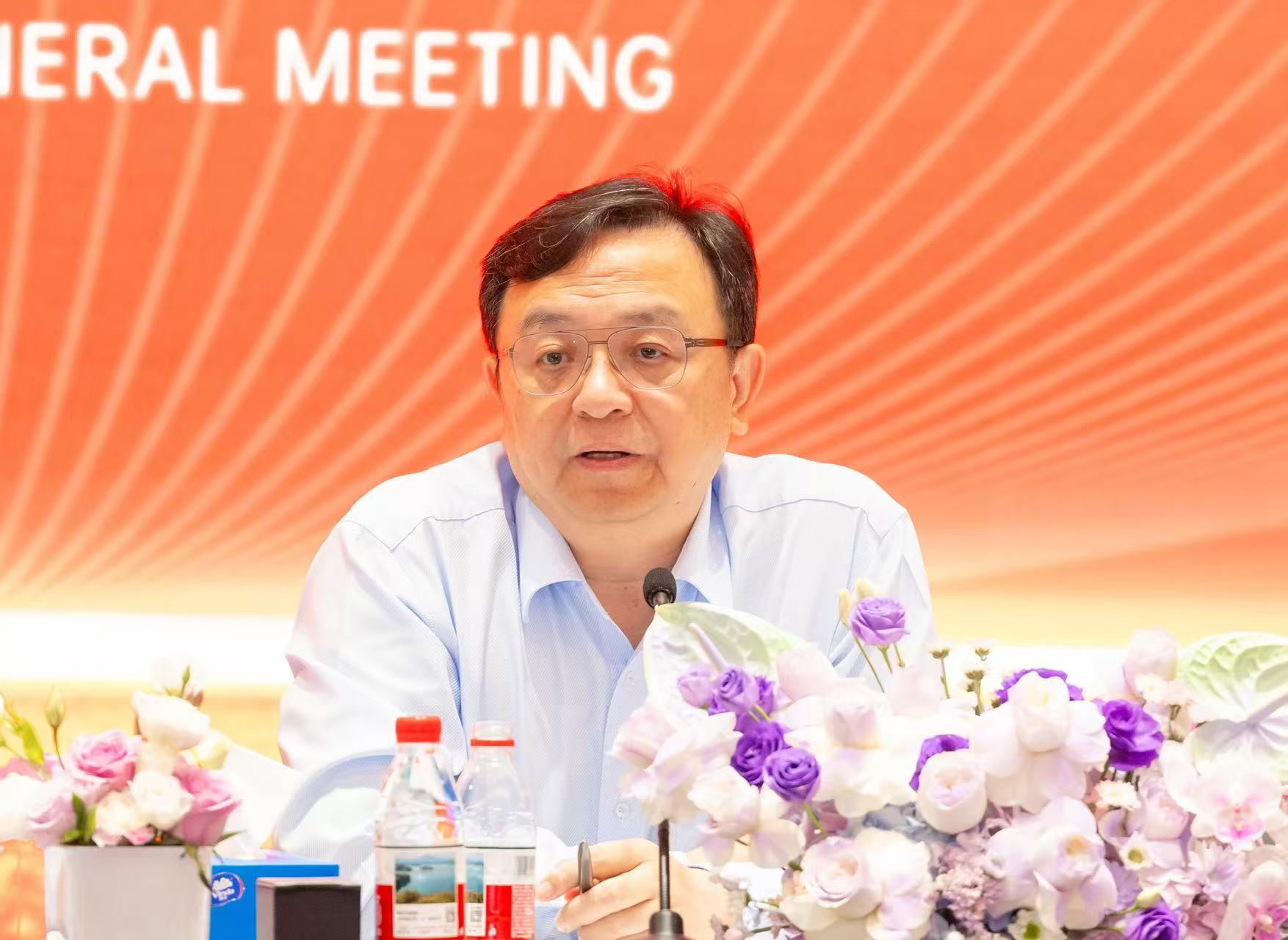 比亞迪王傳福: 我們絕不拉踩同行，這是原則