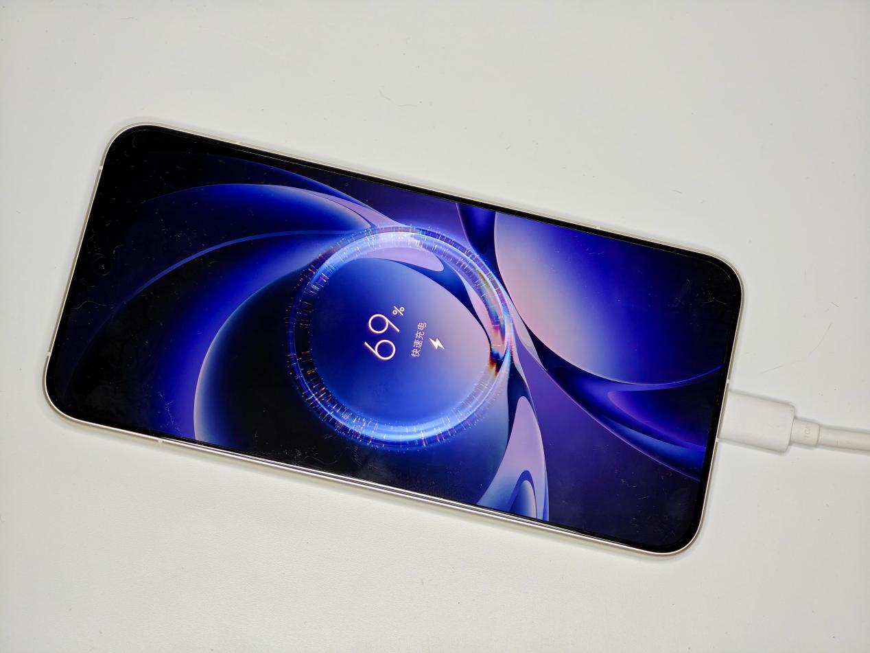 實(shí)測(cè)REDMI K80至尊版 用實(shí)力刷新旗艦定義
