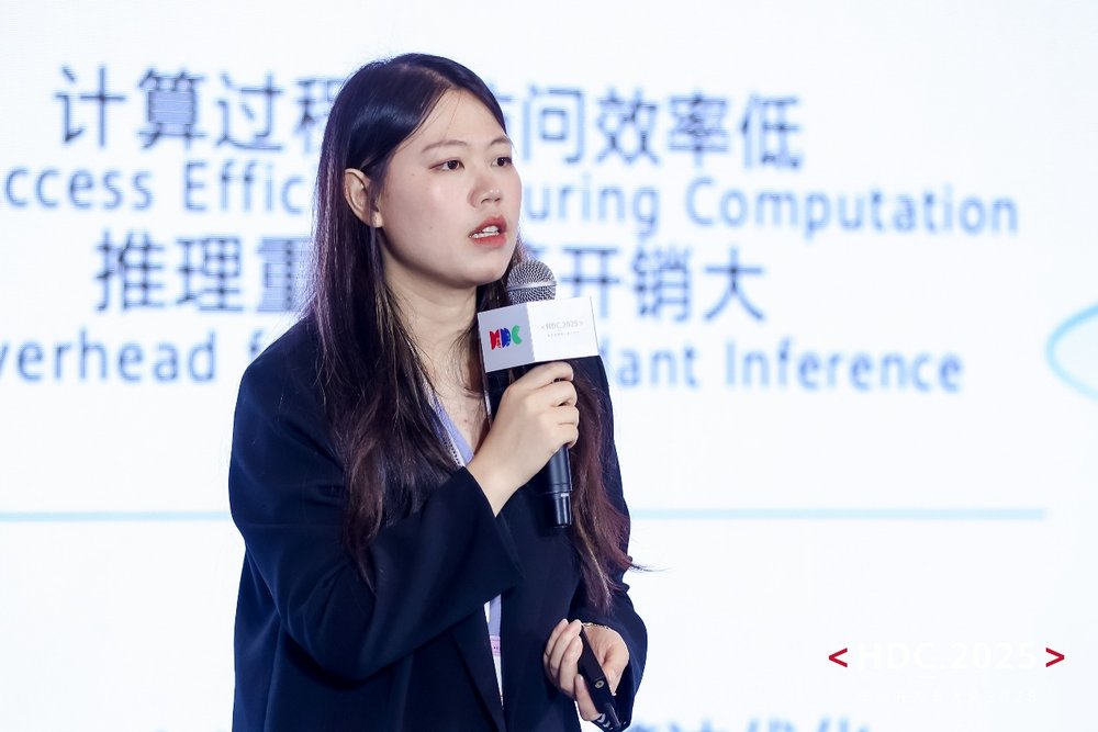 華為云AI-Native智算存儲，構筑高效普惠的AI數據底座