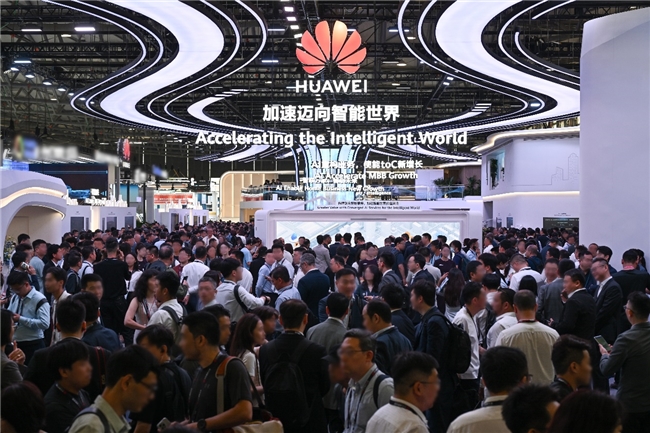 華為助力全球運營商加速發(fā)展5G-A，共筑AItoX新價值