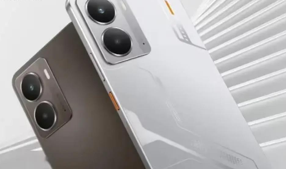 realme真我15系列入網(wǎng)，將延續(xù)大電池戰(zhàn)略
