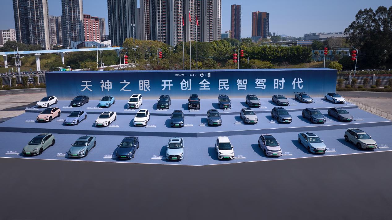 比亞迪率先實(shí)現(xiàn)媲美L4級智能泊車，官方承諾為安全兜底
